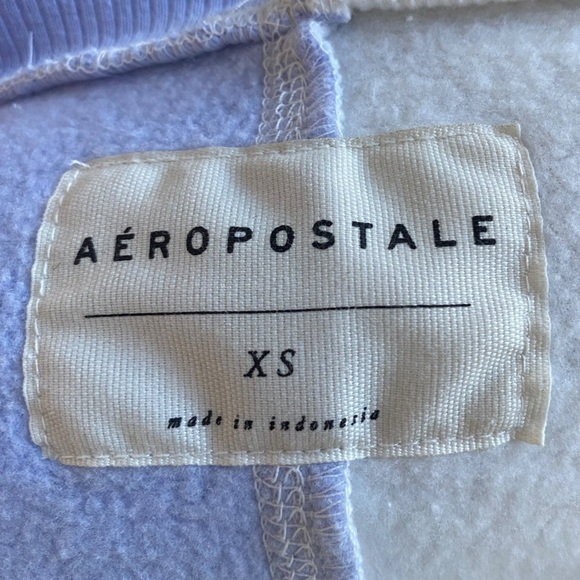 Aeropostale oversized crewnwck sweatshirt. Size xsmall. New York, Cali graphic - Picture 3 of 6